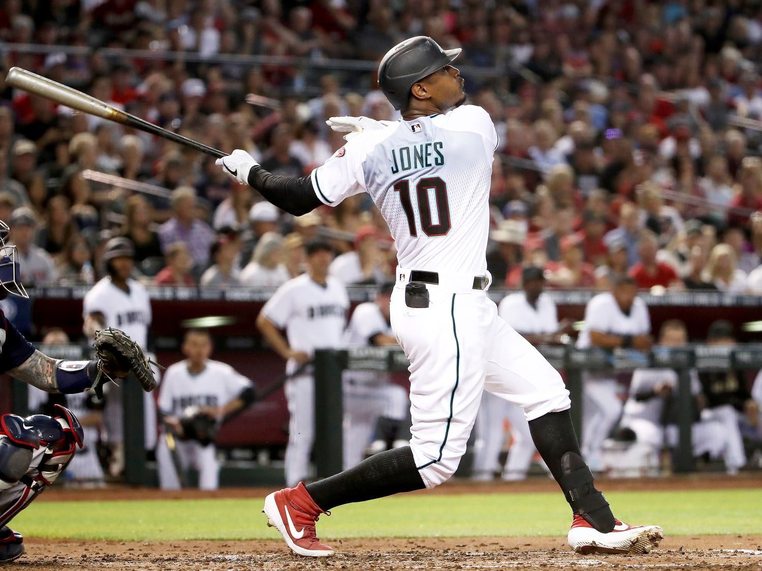 adam-jones-dbacks-roundup.jpg